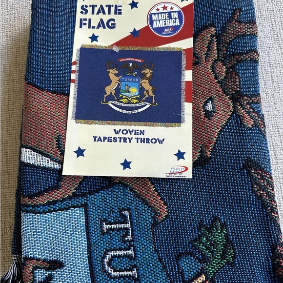 Michigan State Flag Woven Tapestry Throw Blanket – Northwest – Made in USA - Picture 1 of 2